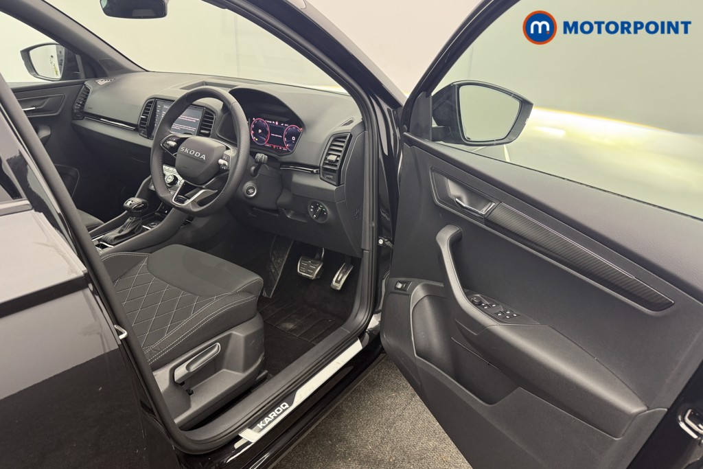 Skoda Karoq Sportline Edition Automatic Petrol SUV - Stock Number (1620996) - 1st supplementary image