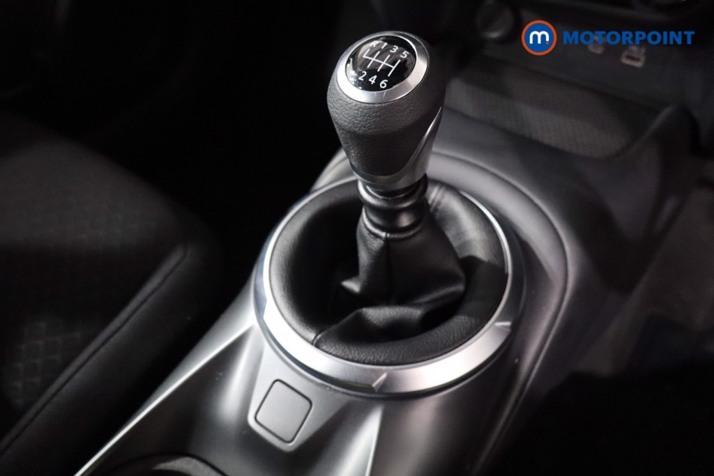 Nissan Juke Acenta Premium Manual Petrol SUV - Stock Number (1621212) - 19th supplementary image