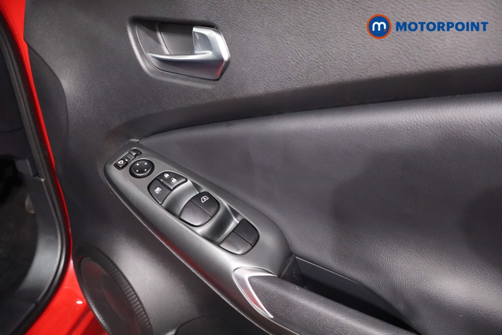 Nissan Juke Acenta Premium Manual Petrol SUV - Stock Number (1621212) - 23rd supplementary image