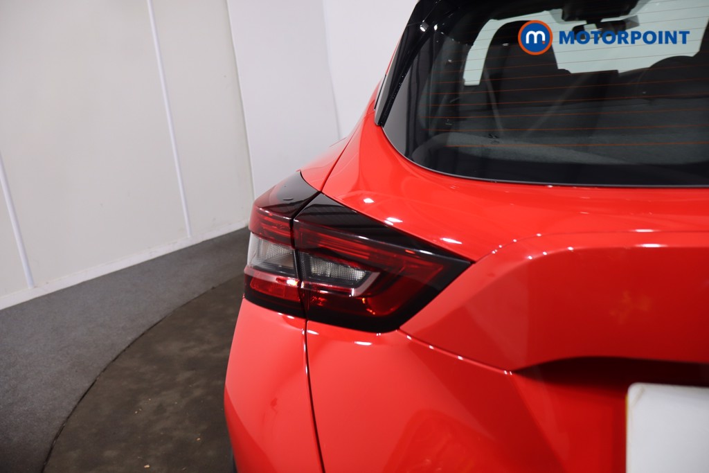 Nissan Juke Acenta Premium Manual Petrol SUV - Stock Number (1621212) - 34th supplementary image