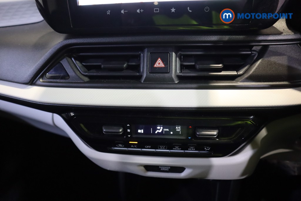 Suzuki Swift Motion Automatic Petrol Hatchback - Stock Number (1621392) - 5th supplementary image