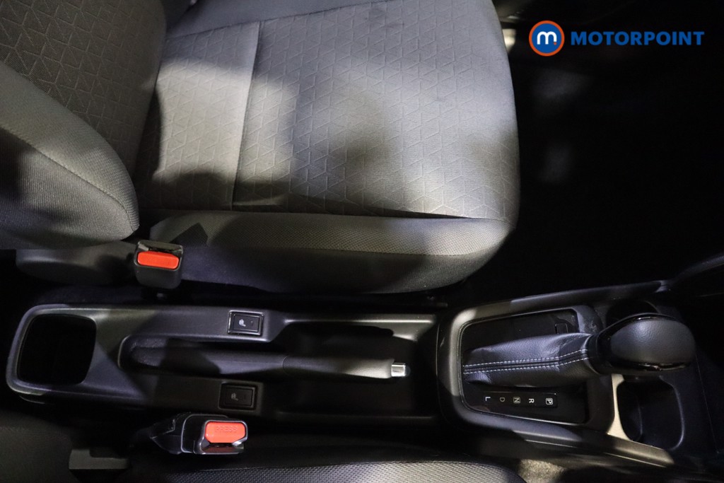 Suzuki Swift Motion Automatic Petrol Hatchback - Stock Number (1621392) - 7th supplementary image
