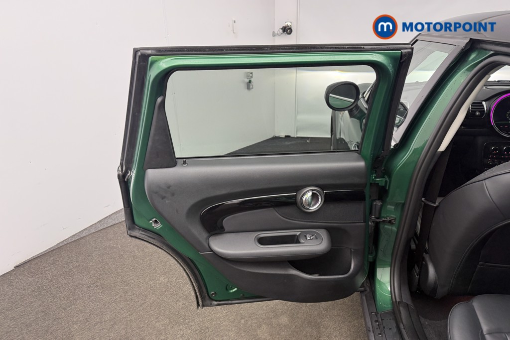Mini Clubman Cooper Exclusive Automatic Petrol Estate - Stock Number (1606336) - 7th supplementary image