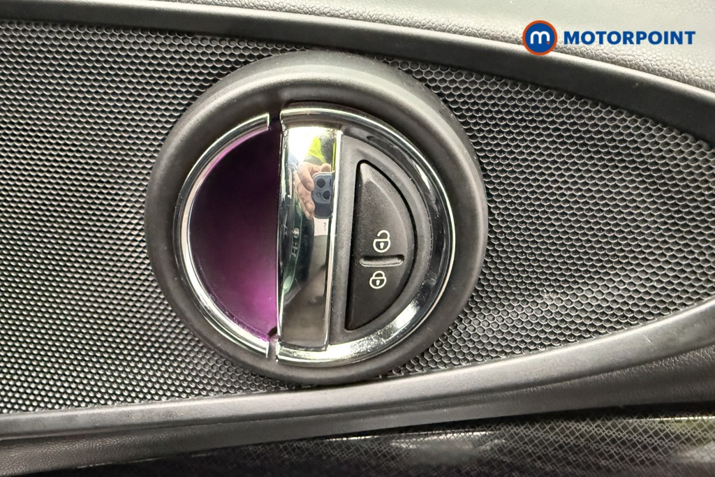 Mini Clubman Cooper Exclusive Automatic Petrol Estate - Stock Number (1606336) - 20th supplementary image