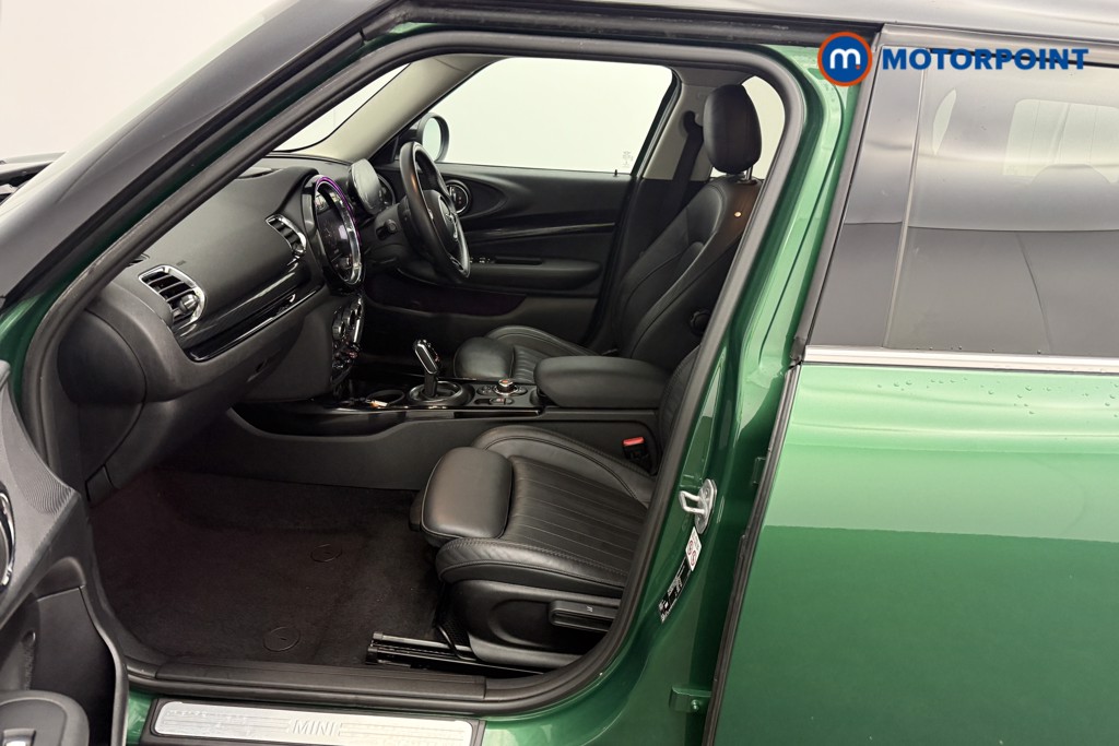 Mini Clubman Cooper Exclusive Automatic Petrol Estate - Stock Number (1606336) - 1st supplementary image