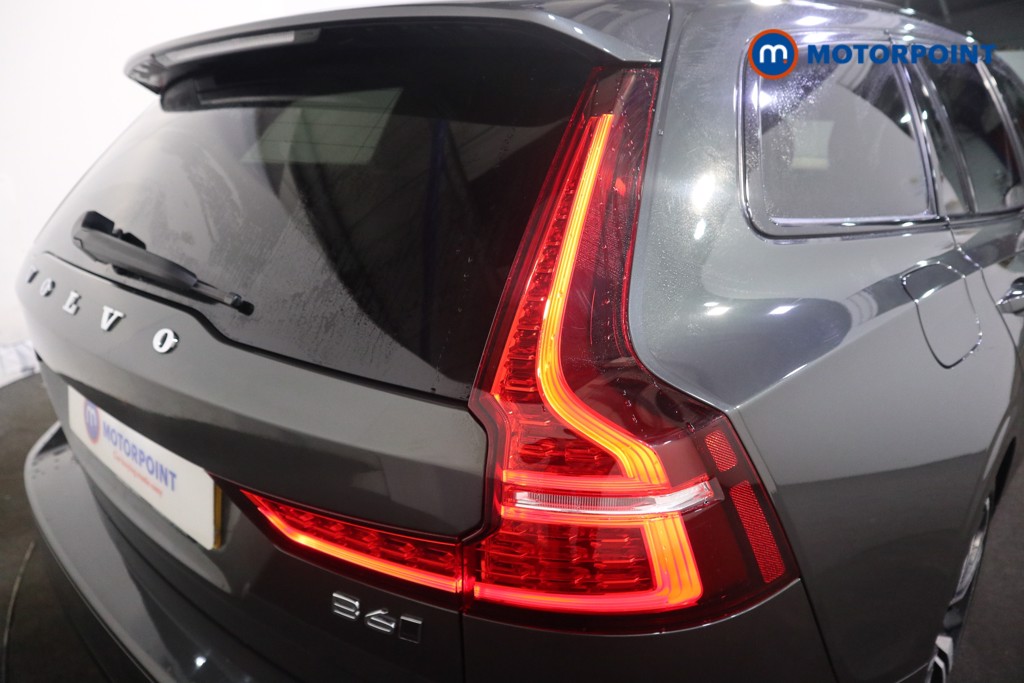 Volvo V60 R Design Automatic Petrol Estate - Stock Number (1607146) - 34th supplementary image