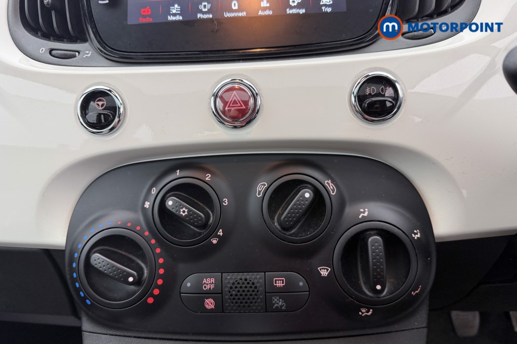 Fiat 500 Dolcevita Manual Petrol Hatchback - Stock Number (1607745) - 4th supplementary image