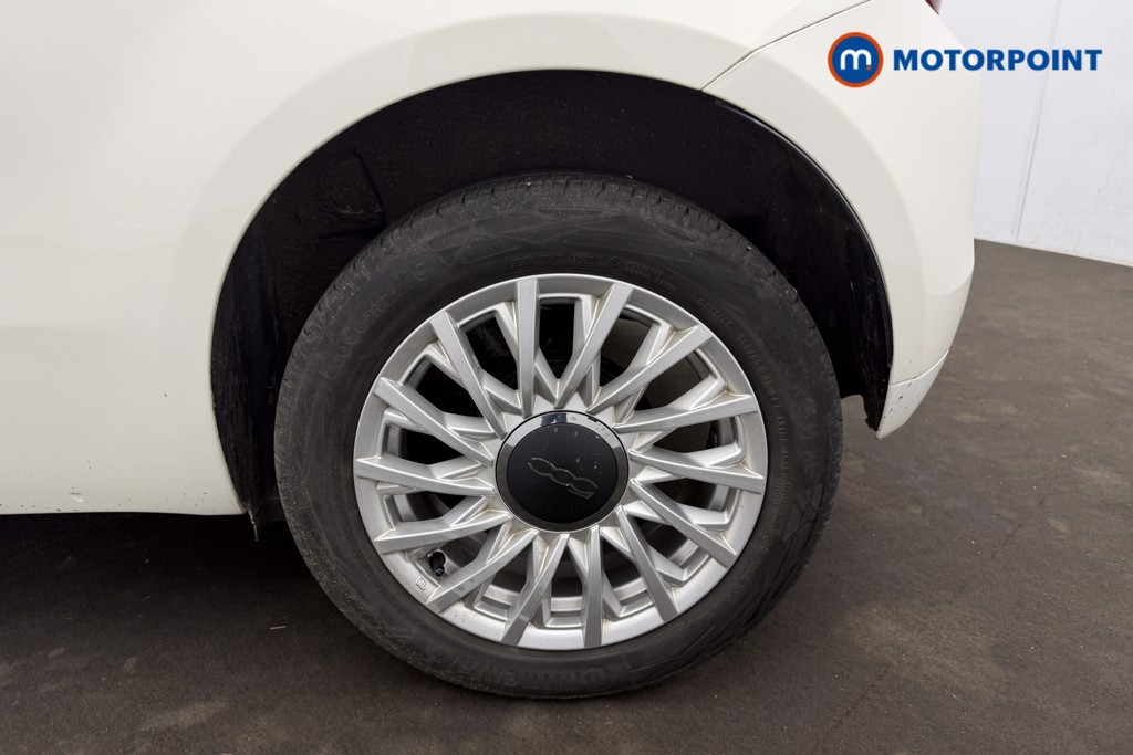 Fiat 500 Dolcevita Manual Petrol Hatchback - Stock Number (1607745) - 15th supplementary image