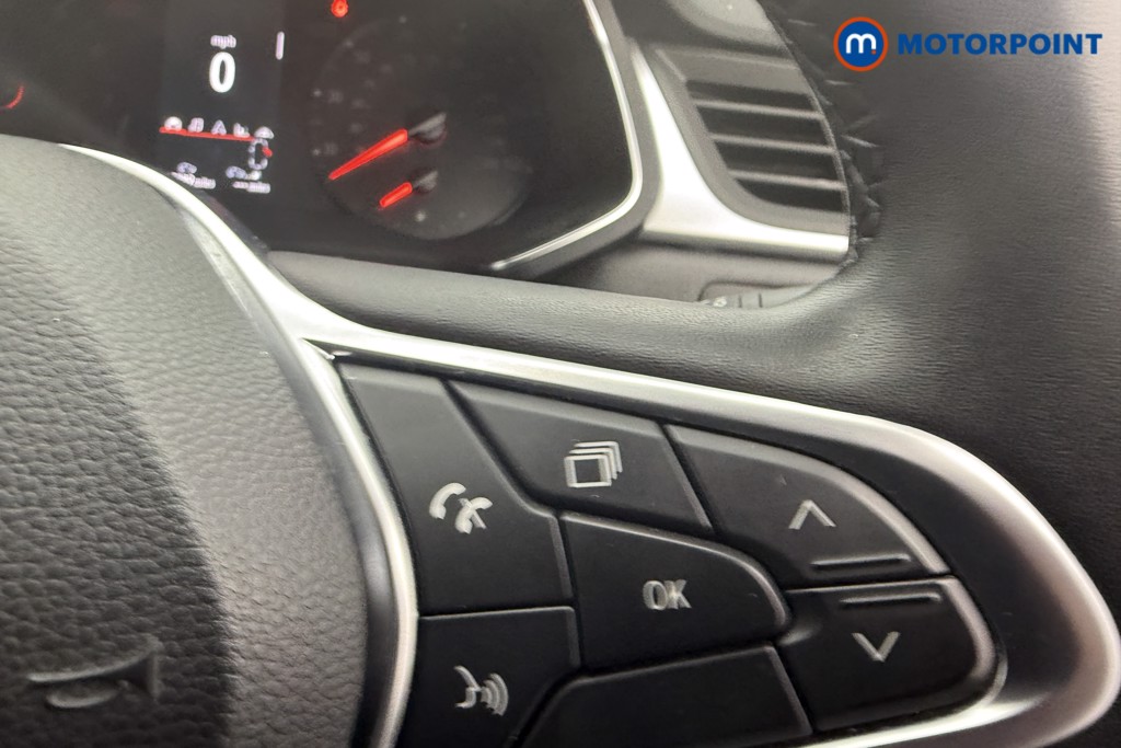 Renault Captur Iconic Manual Petrol SUV - Stock Number (1611178) - 13th supplementary image