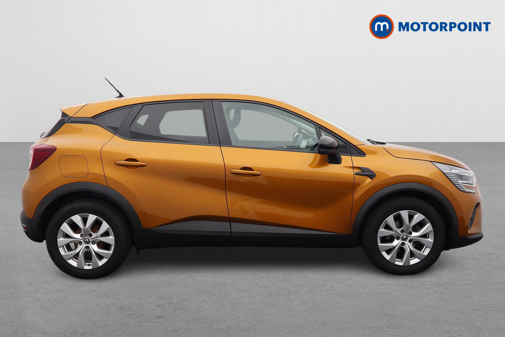 Renault Captur Iconic Manual Petrol SUV - Stock Number (1611178) - Drivers side