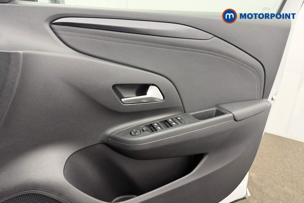 Vauxhall Corsa GS Manual Petrol Hatchback - Stock Number (1611287) - 10th supplementary image