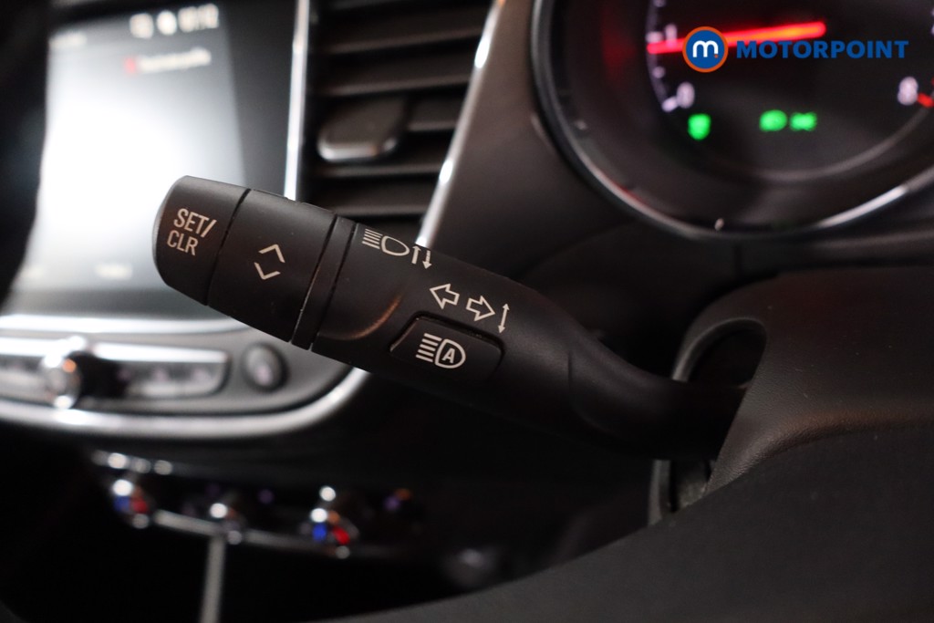 Vauxhall Crossland Ultimate Manual Petrol SUV - Stock Number (1611683) - 14th supplementary image