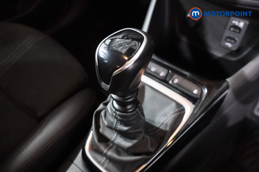 Vauxhall Crossland Ultimate Manual Petrol SUV - Stock Number (1611683) - 18th supplementary image