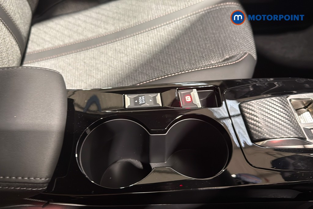 Peugeot 2008 Allure Automatic Petrol SUV - Stock Number (1612927) - 16th supplementary image