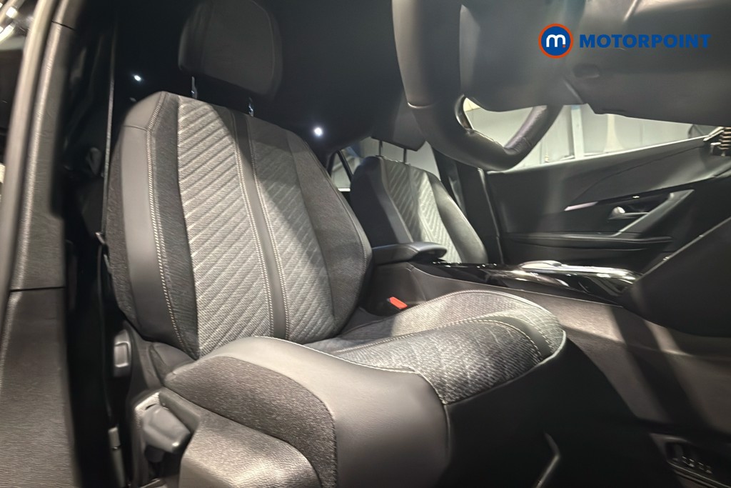 Peugeot 2008 Allure Automatic Petrol SUV - Stock Number (1612927) - 22nd supplementary image