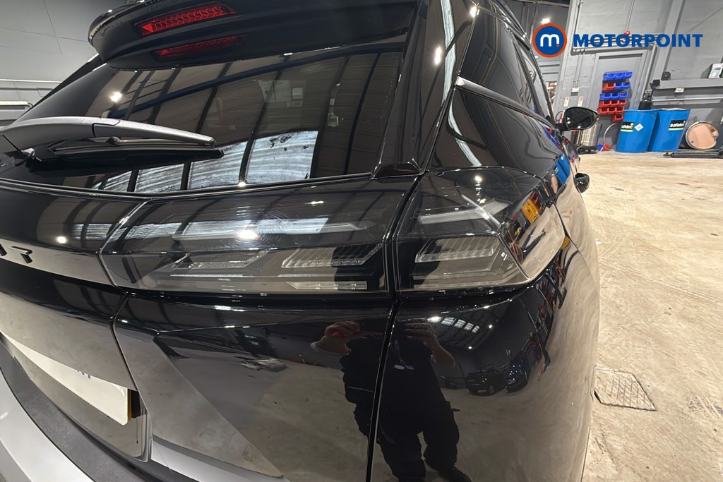 Peugeot 2008 Allure Automatic Petrol SUV - Stock Number (1612927) - 38th supplementary image