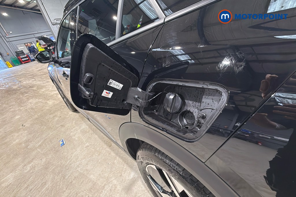 Peugeot 2008 Allure Automatic Petrol SUV - Stock Number (1612927) - 41st supplementary image