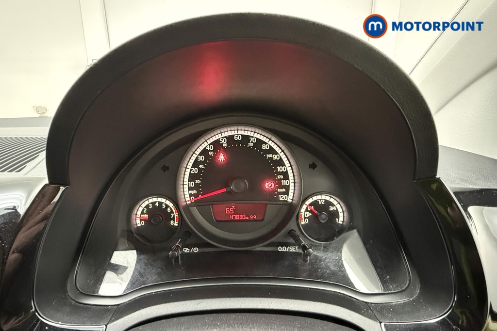 Volkswagen UP Look Up Manual Petrol Hatchback - Stock Number (1614351) - 6th supplementary image