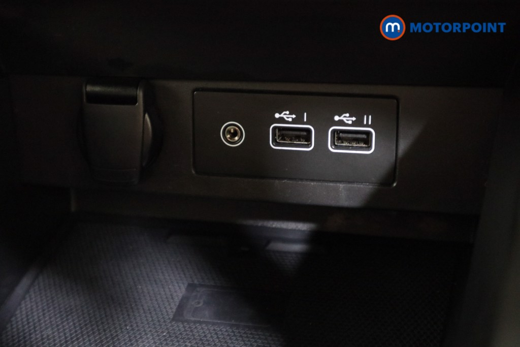 Renault Clio Esprit Alpine Manual Petrol Hatchback - Stock Number (1615406) - 9th supplementary image