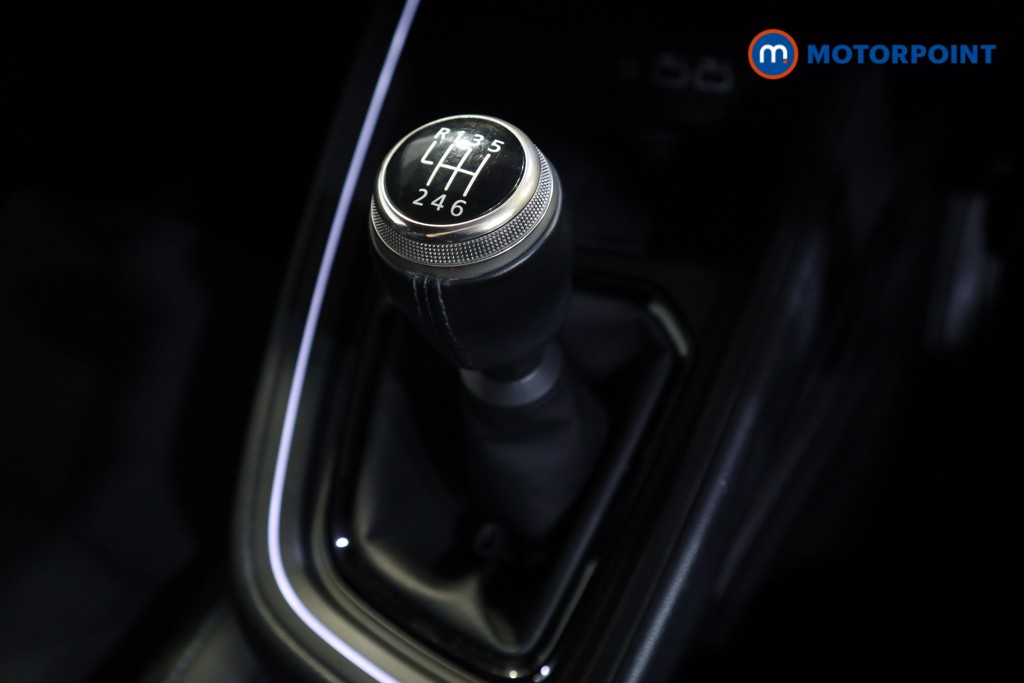 Renault Clio Esprit Alpine Manual Petrol Hatchback - Stock Number (1615406) - 10th supplementary image