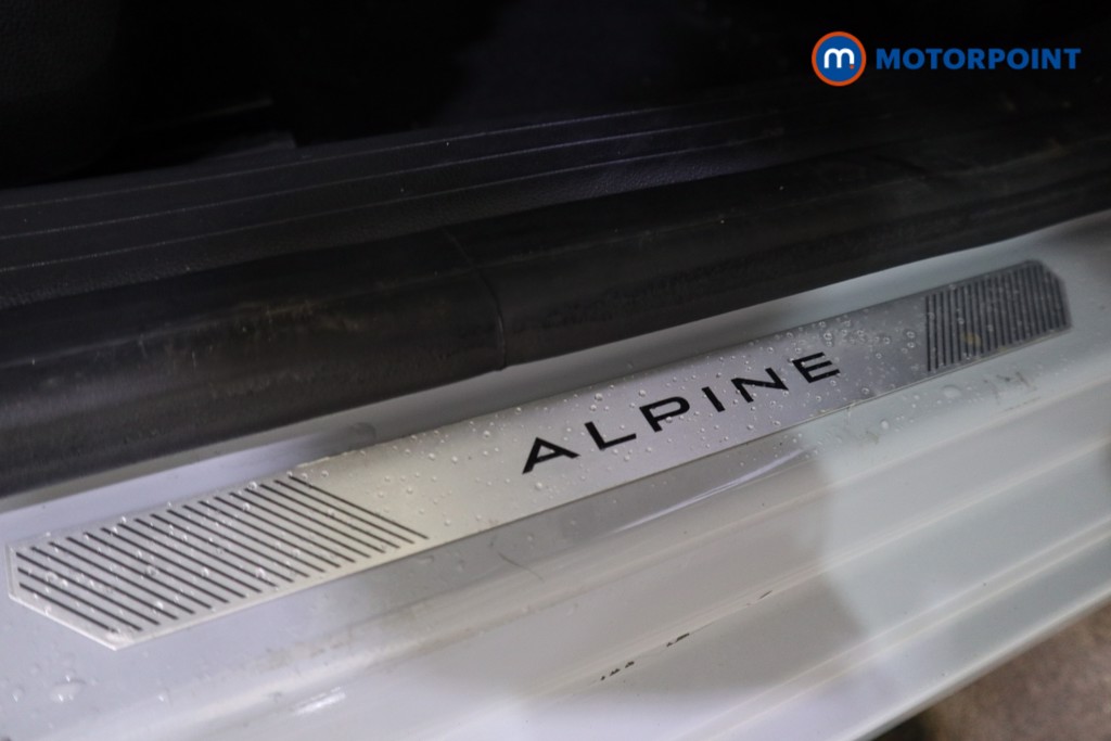 Renault Clio Esprit Alpine Manual Petrol Hatchback - Stock Number (1615406) - 16th supplementary image