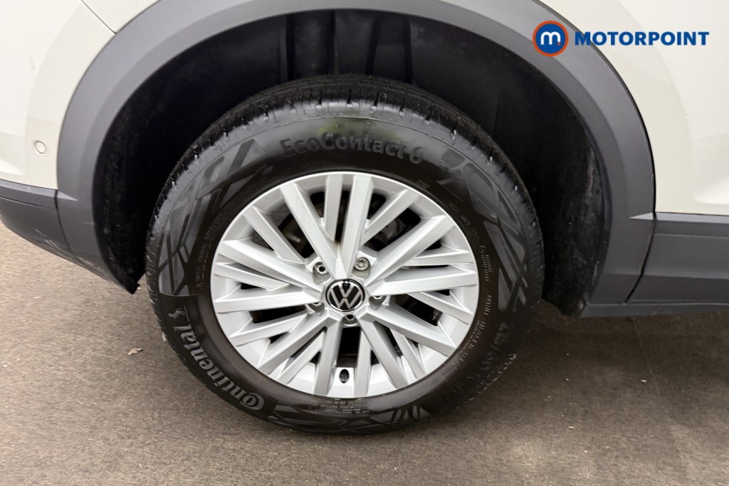 Volkswagen T-Roc Life Manual Petrol SUV - Stock Number (1616286) - 35th supplementary image