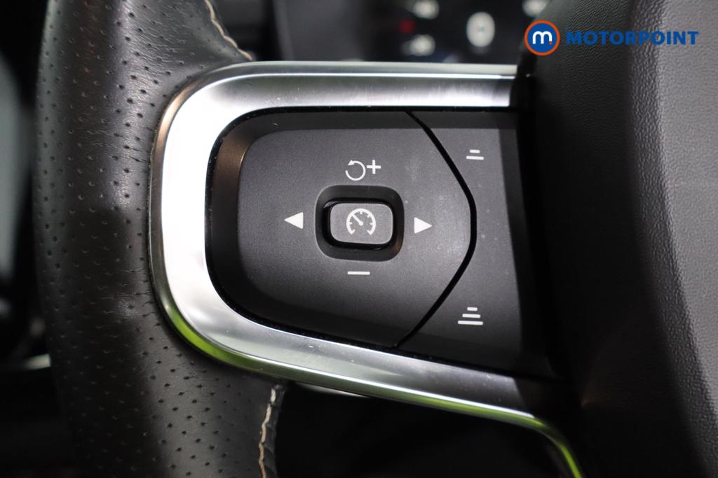 Volvo Xc40 R Design Pro Automatic Petrol SUV - Stock Number (1616419) - 7th supplementary image
