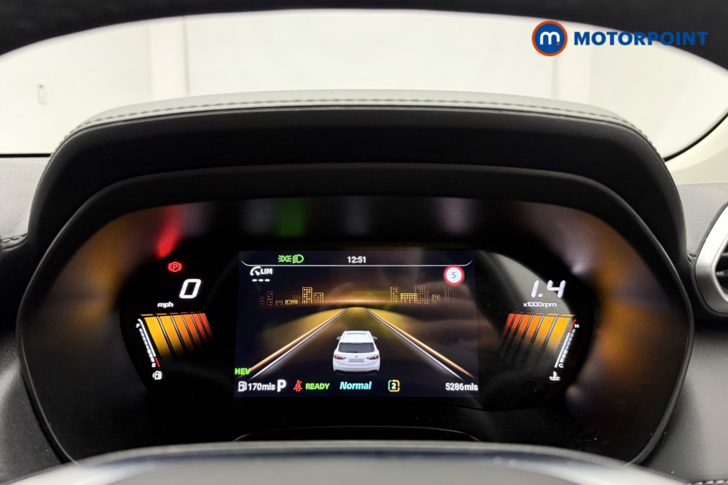 Mg Motor Uk ZS Trophy Automatic Petrol-Electric Hybrid SUV - Stock Number (1616871) - 12th supplementary image