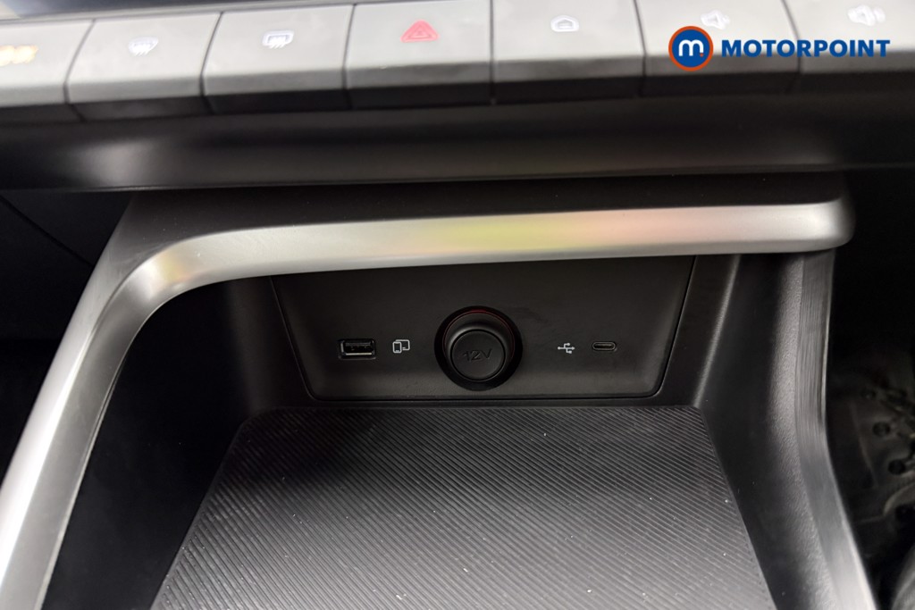 Mg Motor Uk ZS Trophy Automatic Petrol-Electric Hybrid SUV - Stock Number (1616871) - 15th supplementary image