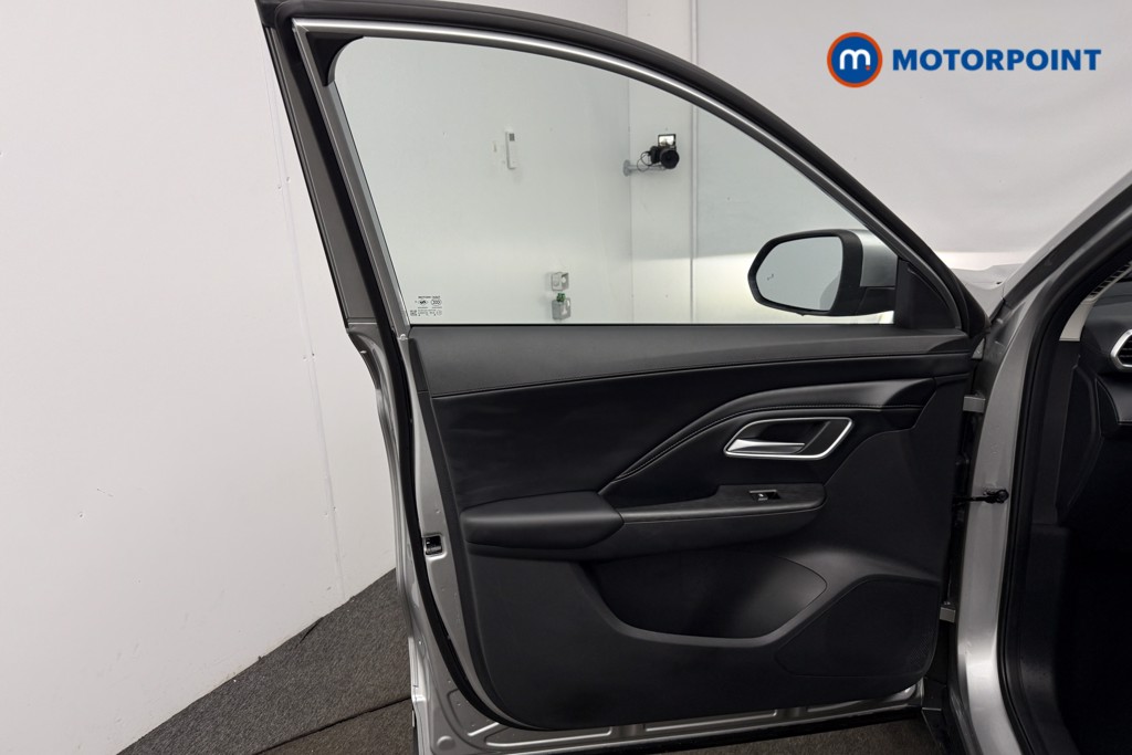 Mg Motor Uk ZS Trophy Automatic Petrol-Electric Hybrid SUV - Stock Number (1616920) - 4th supplementary image