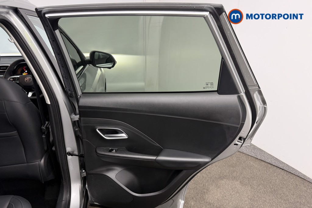 Mg Motor Uk ZS Trophy Automatic Petrol-Electric Hybrid SUV - Stock Number (1616920) - 15th supplementary image