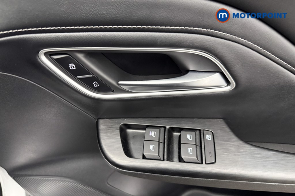 Mg Motor Uk ZS Trophy Automatic Petrol-Electric Hybrid SUV - Stock Number (1616920) - 19th supplementary image