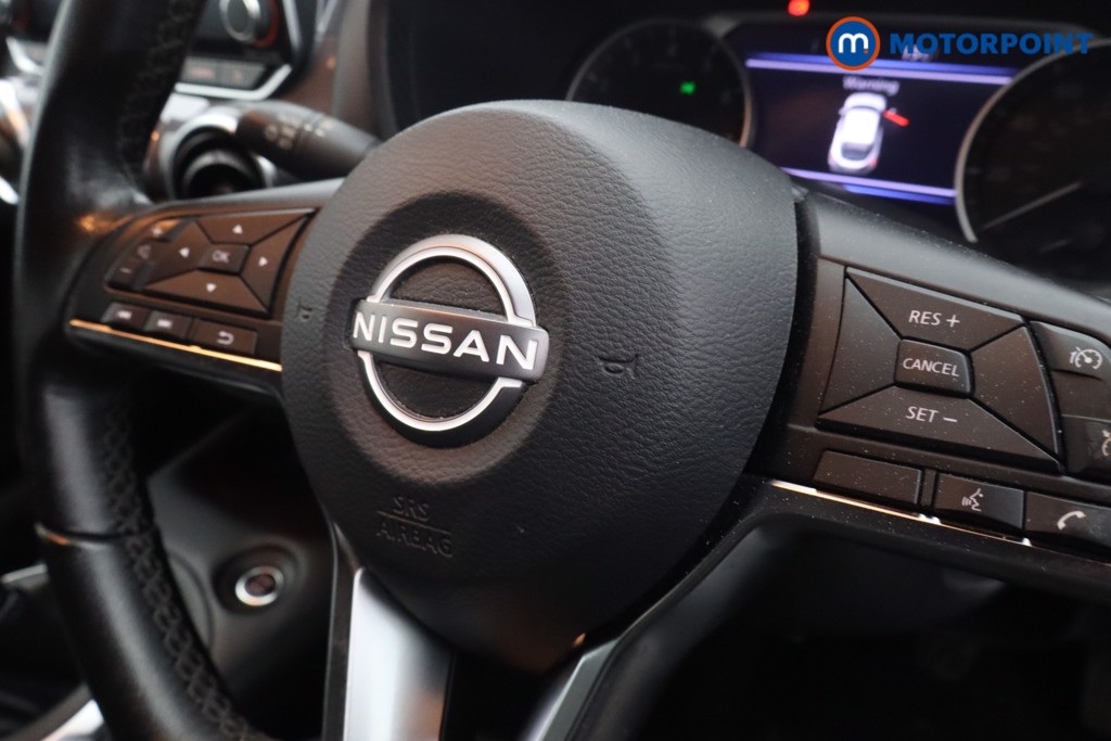 Nissan Juke N-Connecta Manual Petrol SUV - Stock Number (1617499) - 14th supplementary image