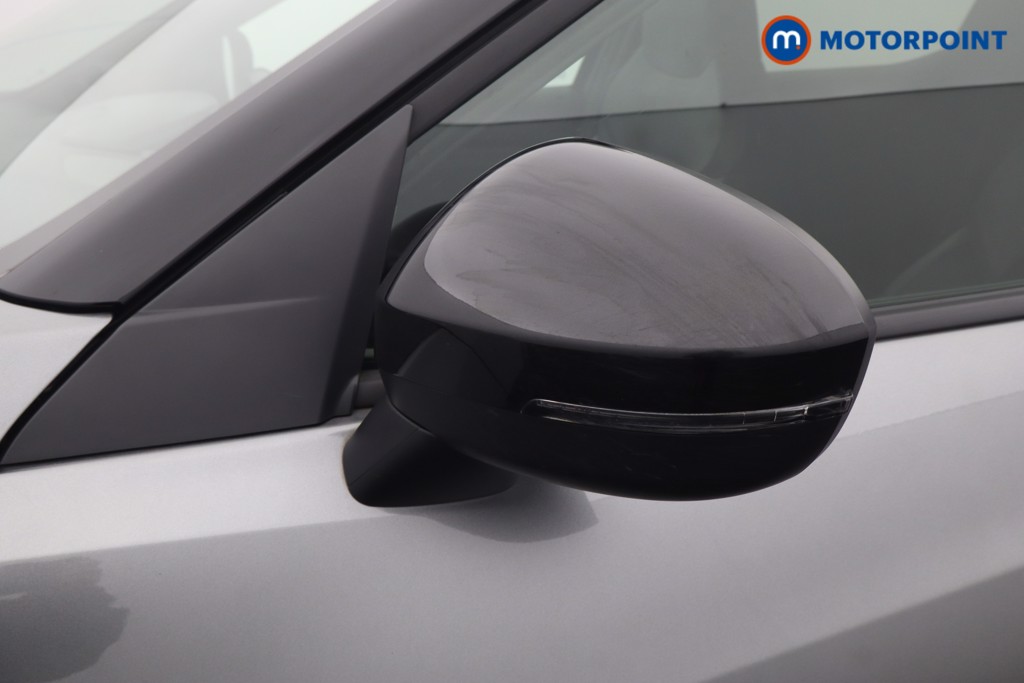 Nissan Juke N-Connecta Manual Petrol SUV - Stock Number (1617499) - 26th supplementary image