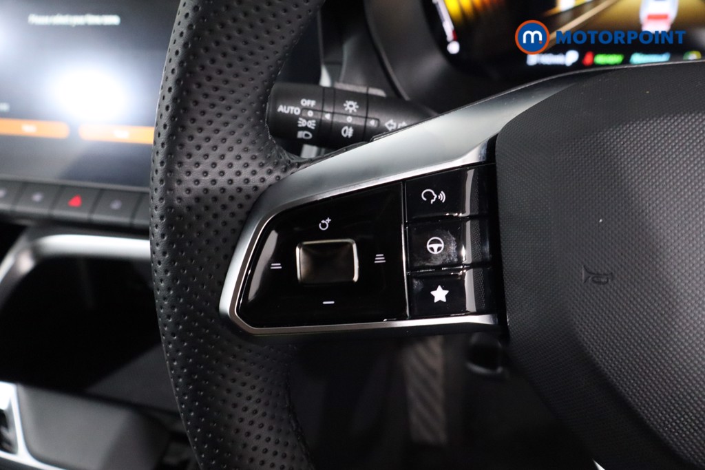 Mg Motor Uk ZS Trophy Automatic Petrol-Electric Hybrid SUV - Stock Number (1617826) - 7th supplementary image