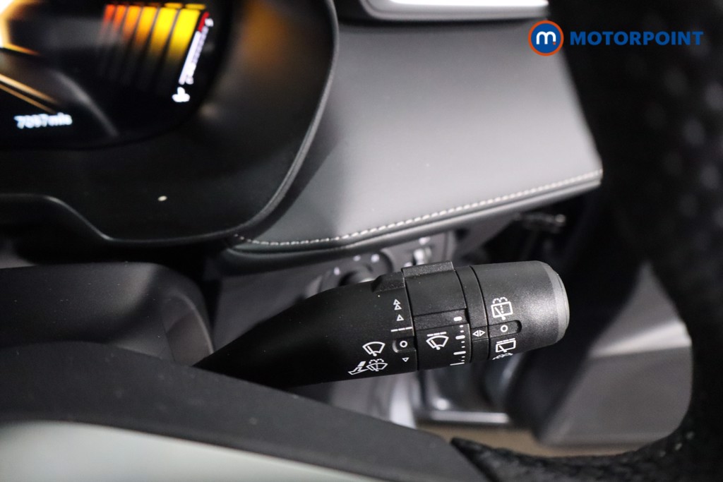 Mg Motor Uk ZS Trophy Automatic Petrol-Electric Hybrid SUV - Stock Number (1617826) - 16th supplementary image