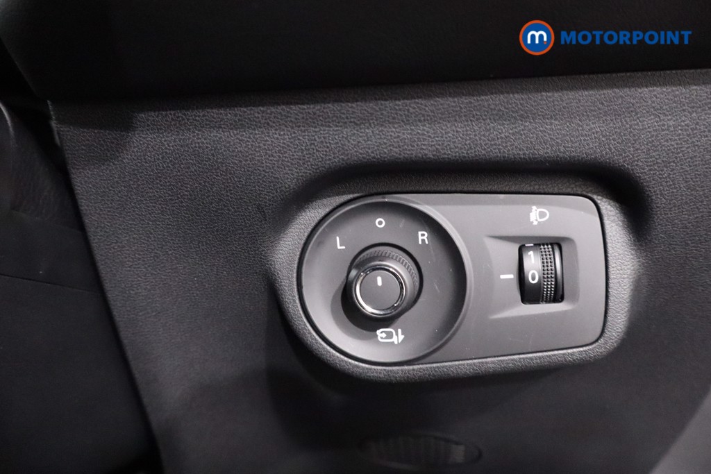 Mg Motor Uk ZS Trophy Automatic Petrol-Electric Hybrid SUV - Stock Number (1617826) - 17th supplementary image