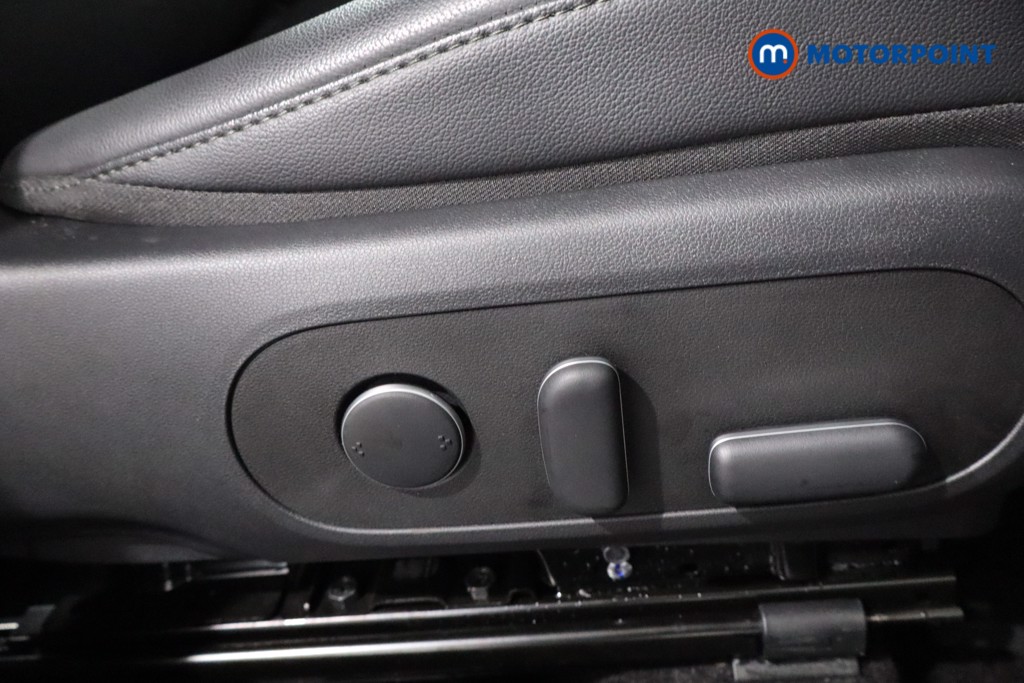 Hyundai Kona Ultimate Automatic Petrol-Electric Hybrid SUV - Stock Number (1618341) - 24th supplementary image