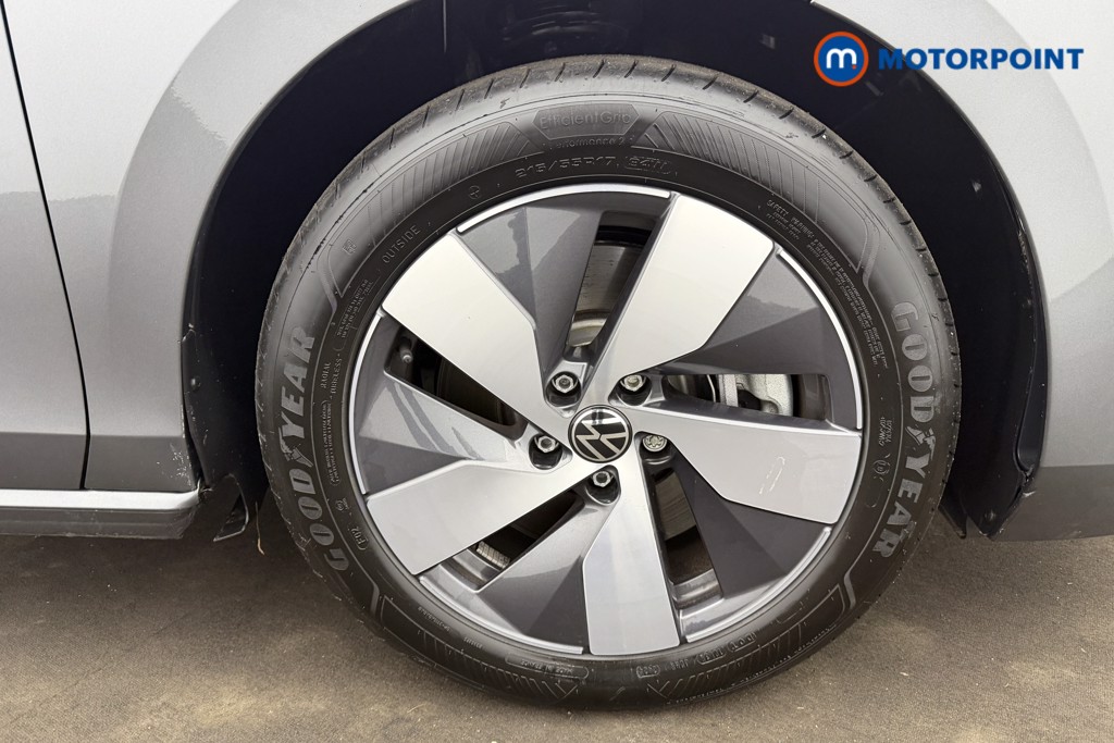 Volkswagen Passat Life Automatic Petrol Plug-In Hybrid Estate - Stock Number (1618581) - 12th supplementary image