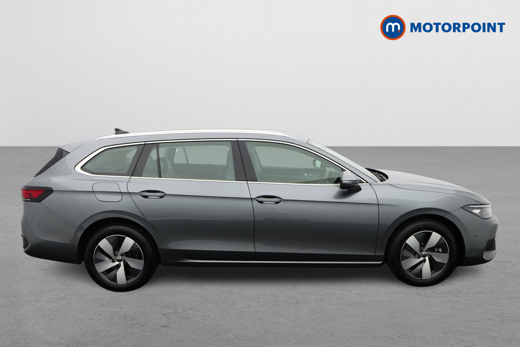 Volkswagen Passat Life Automatic Petrol Plug-In Hybrid Estate - Stock Number (1618581) - Drivers side
