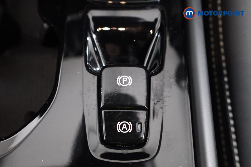 Volvo Xc40 Plus Automatic Petrol Plug-In Hybrid SUV - Stock Number (1618605) - 5th supplementary image