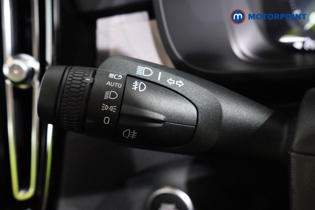 Volvo Xc40 Plus Automatic Petrol Plug-In Hybrid SUV - Stock Number (1618605) - 9th supplementary image