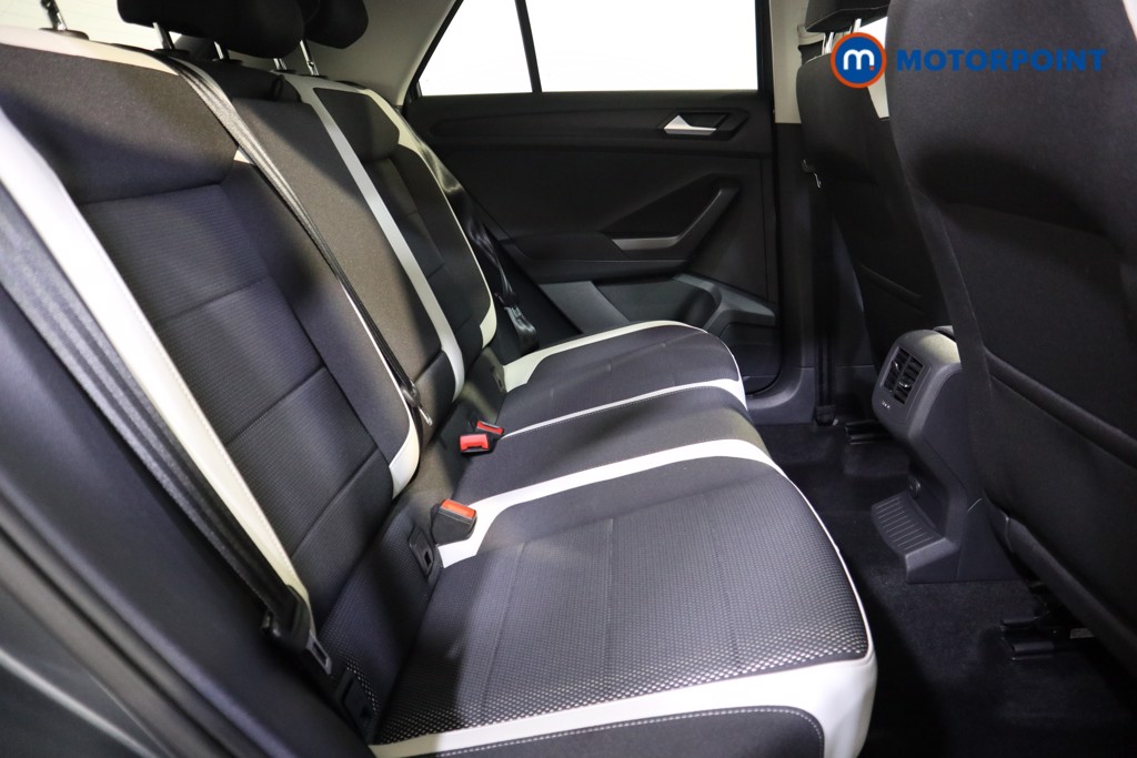 Volkswagen T-Roc SEL Automatic Petrol SUV - Stock Number (1618608) - 16th supplementary image
