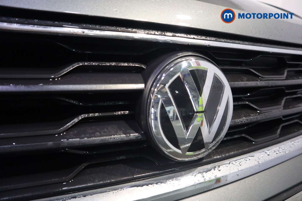 Volkswagen T-Roc SEL Automatic Petrol SUV - Stock Number (1618608) - 38th supplementary image