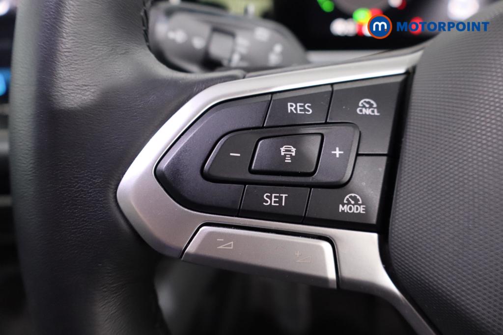 Volkswagen Passat Life Automatic Petrol Plug-In Hybrid Estate - Stock Number (1618652) - 6th supplementary image