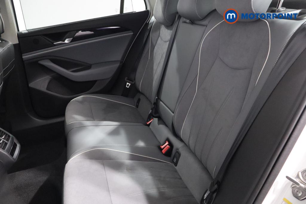 Volkswagen Passat Life Automatic Petrol Plug-In Hybrid Estate - Stock Number (1618652) - 17th supplementary image