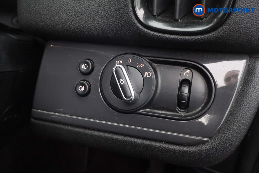 Mini Countryman Cooper Classic Automatic Petrol SUV - Stock Number (1618812) - 17th supplementary image
