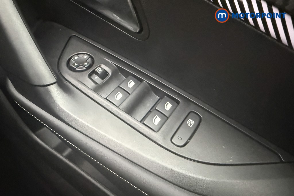 Peugeot 2008 Allure Automatic Petrol SUV - Stock Number (1618930) - 18th supplementary image