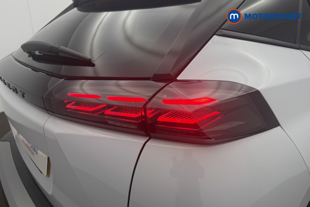 Peugeot 2008 Allure Automatic Petrol SUV - Stock Number (1618930) - 19th supplementary image