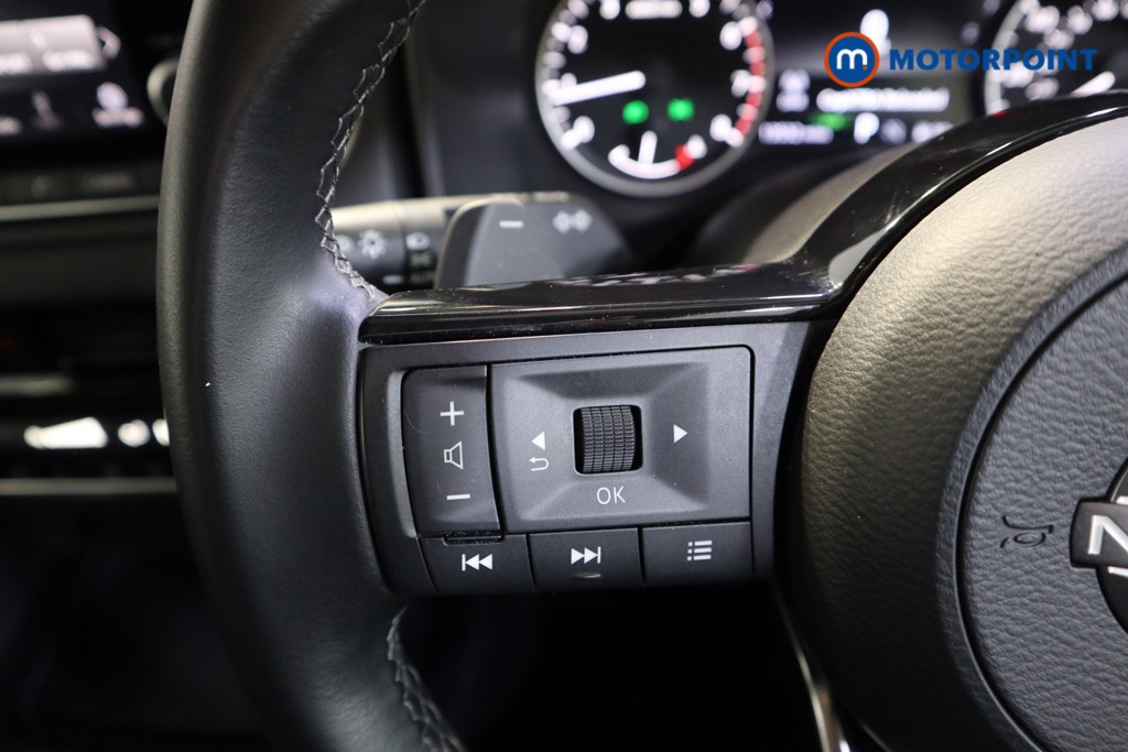 Nissan Qashqai Acenta Premium Automatic Petrol SUV - Stock Number (1618984) - 3rd supplementary image